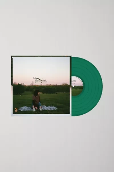 Lizzy McAlpine - Give Me A Minute UO Exclusive LP