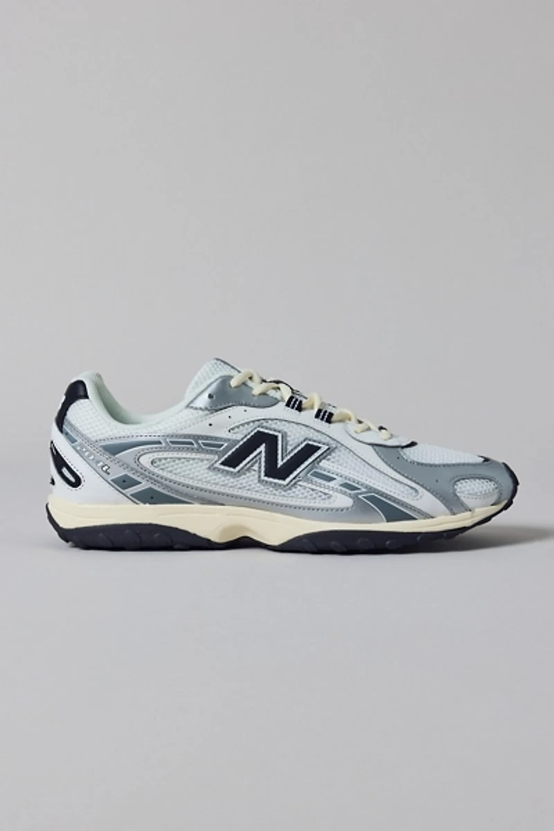 New Balance Unisex 204L Sneaker