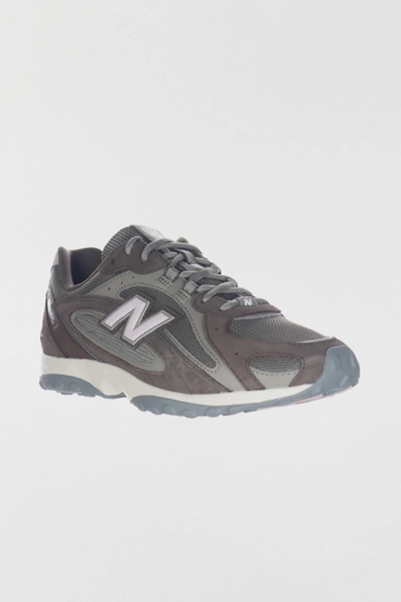 New Balance 204L Sneakers