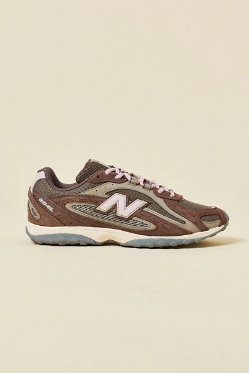 New Balance 204L Sneakers