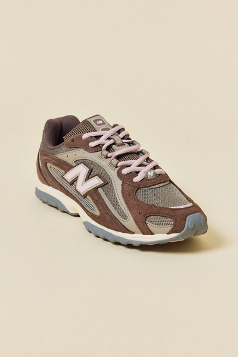 New Balance 204L Sneakers