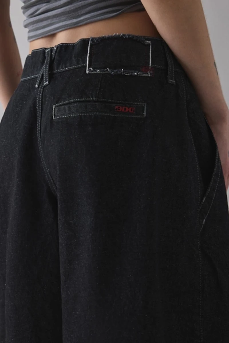 BDG Jax Cropped Pleated Cocoon Mid-Rise Jean