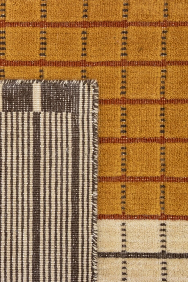 Revival Triplo Strato Hand-loomed Wool Rug