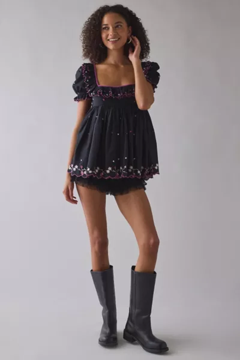 Kimchi Blue Clara Embroidered Puff Sleeve Babydoll Tunic Top