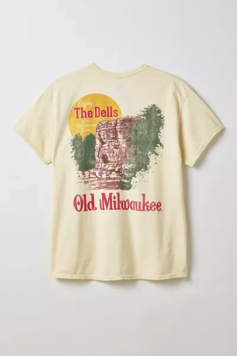 Old Milwaukee Nature Graphic Tee