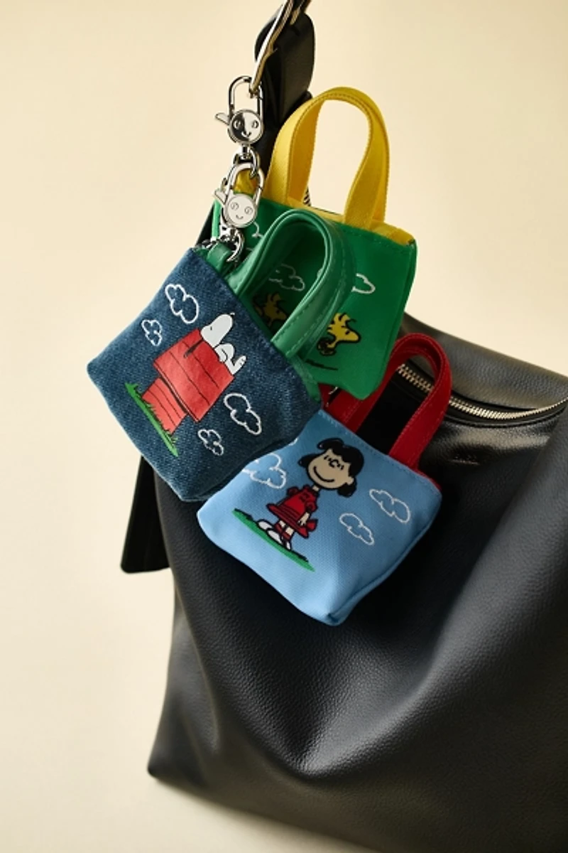 Whatever! Makes You Happy Peanuts In Clouds Mini Tote Bag Blind Box Keychain