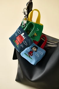 Whatever! Makes You Happy Peanuts In Clouds Mini Tote Bag Blind Box Keychain