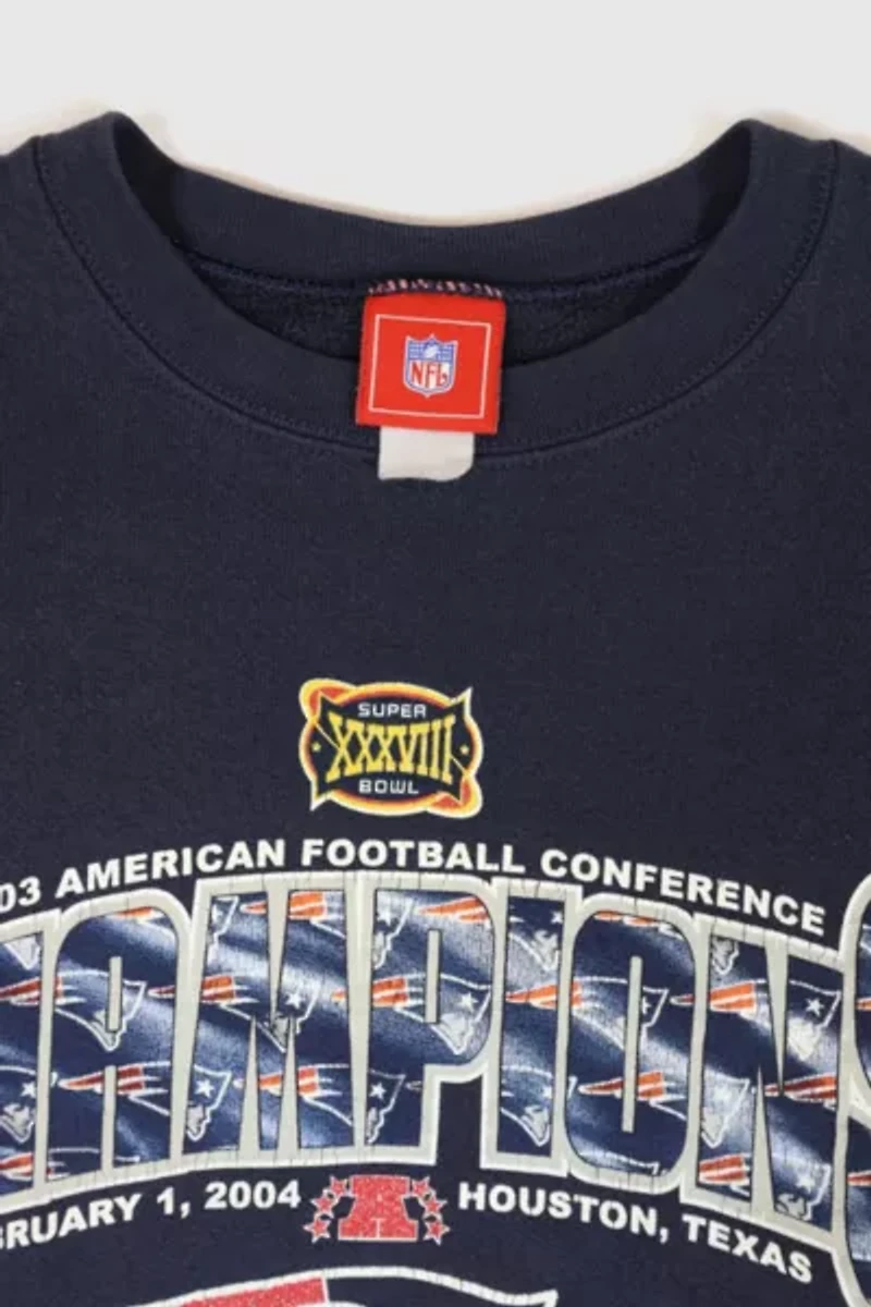 Vintage New England Patriots Super Bowl XXXVIII Crewneck
