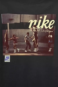 Nike Basketball Graphic Tee