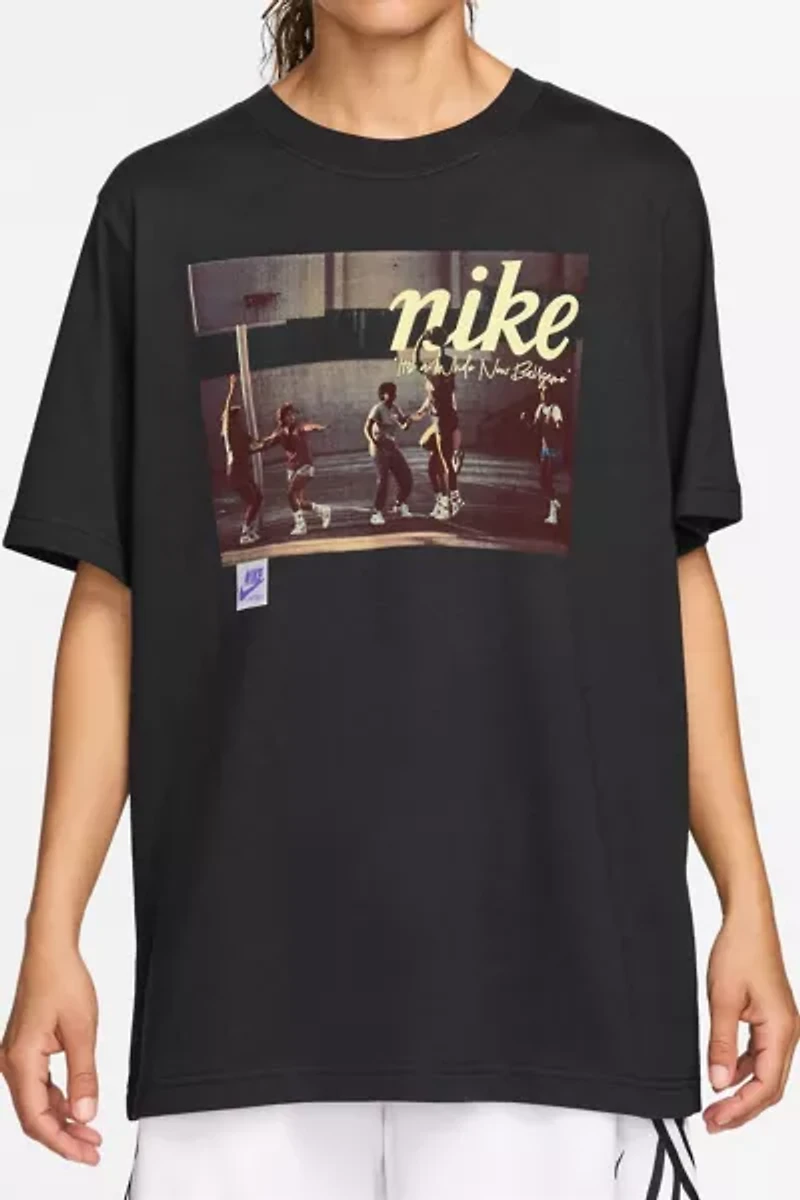 Nike Basketball Graphic Tee