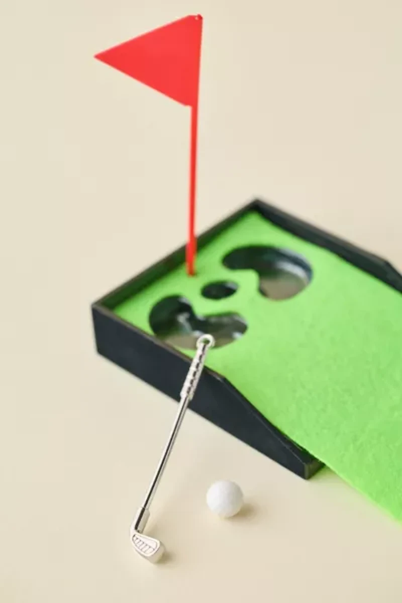 Teeny Town Miniature Golf Game Set