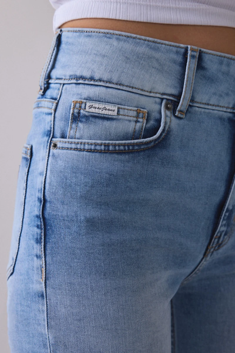 GUESS JEANS High-Rise Capri Jean