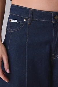 GUESS JEANS Pleated Bermuda Denim Shorts