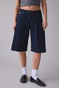 GUESS JEANS Pleated Bermuda Denim Shorts