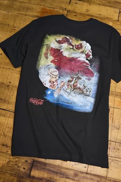 Coca-Cola Vintage Holiday Graphic Tee