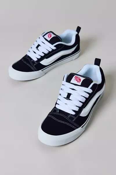 Vans Unisex Knu Skool Sneaker