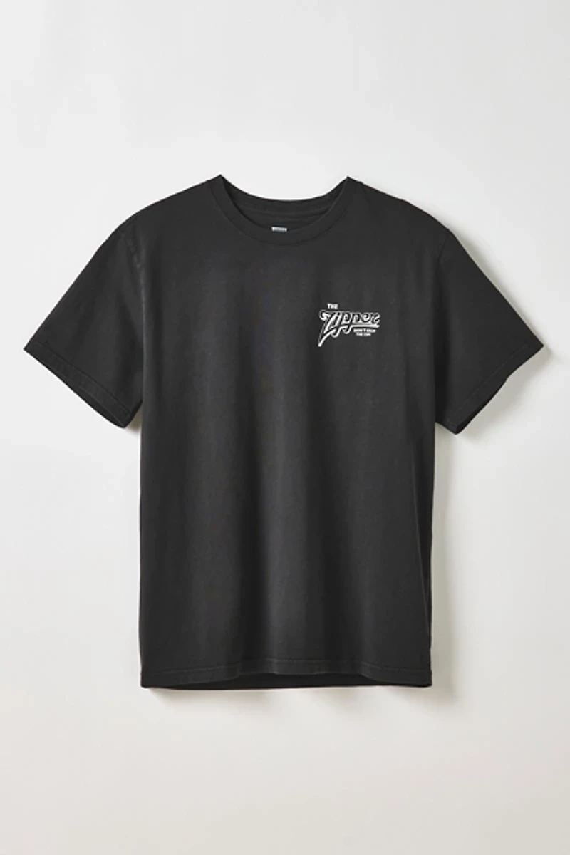 Levi’s® Zipper Radio Graphic Tee