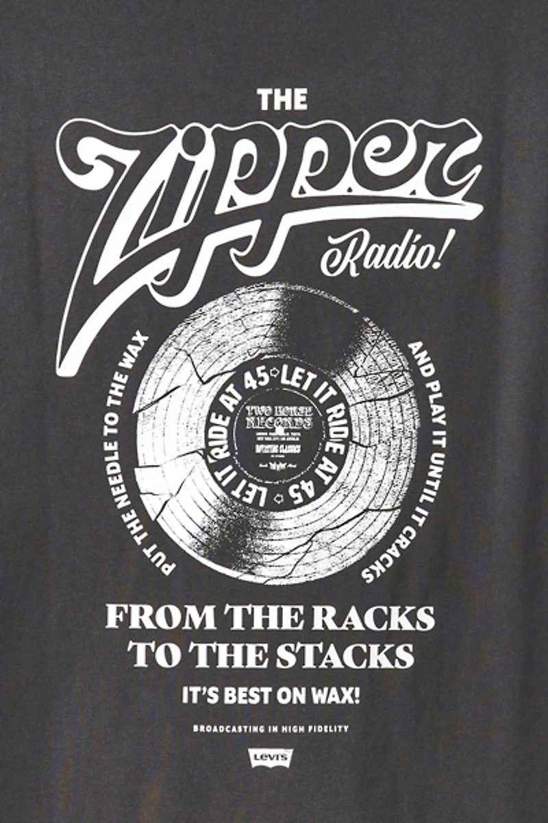 Levi’s® Zipper Radio Graphic Tee