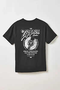 Levi’s® Zipper Radio Graphic Tee