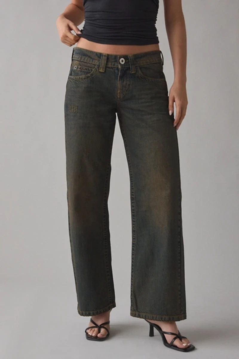 BDG Kayla Wash Effect Low-Rise Jean