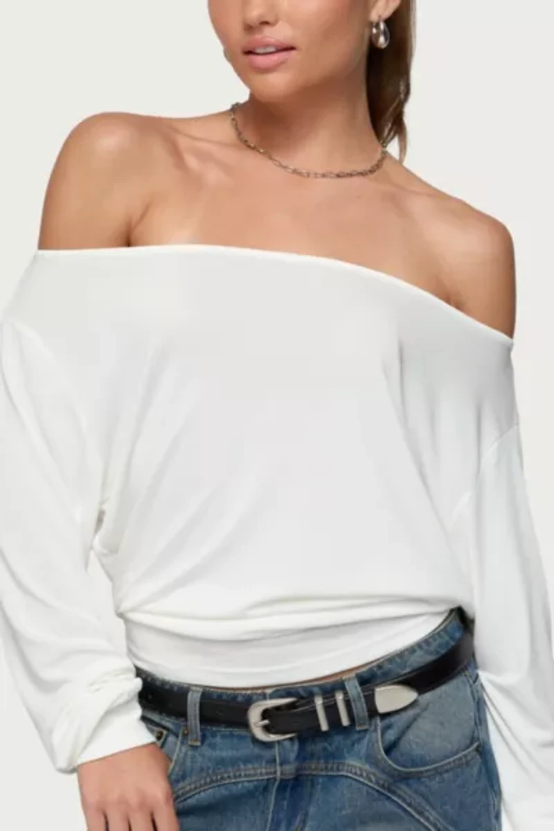 Edikted Nannie Off Shoulder Oversized Top