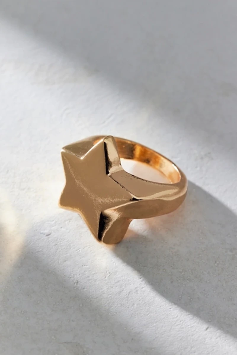 Star Power Chunky Ring