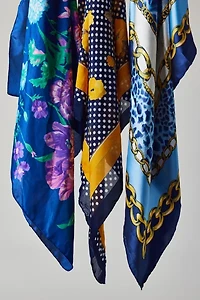 Vintage By UO Large Square Printed Bandana Scarf