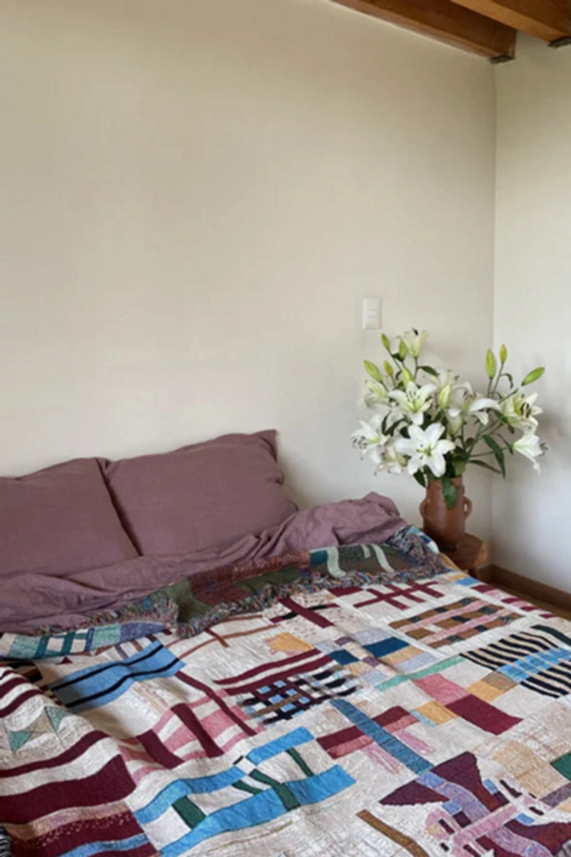 Clr Shop Outside the Lines Woven Throw Blanket