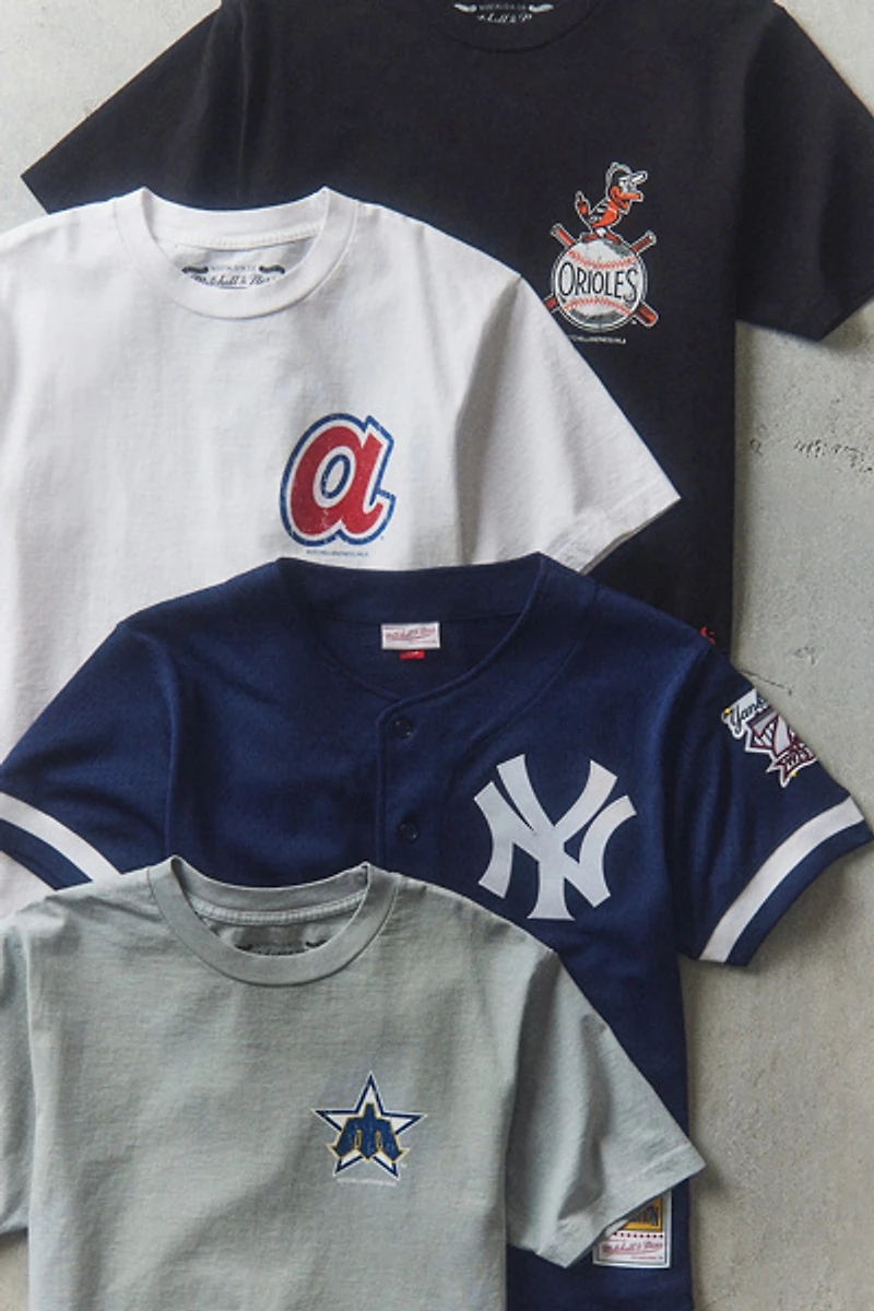 Mitchell & Ness MLB New York Yankees Derek Jeter Baseball Jersey