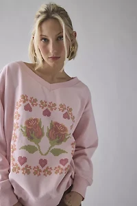 UO Cross Stitch Graphic V-Neck Pullover Sweatshirt