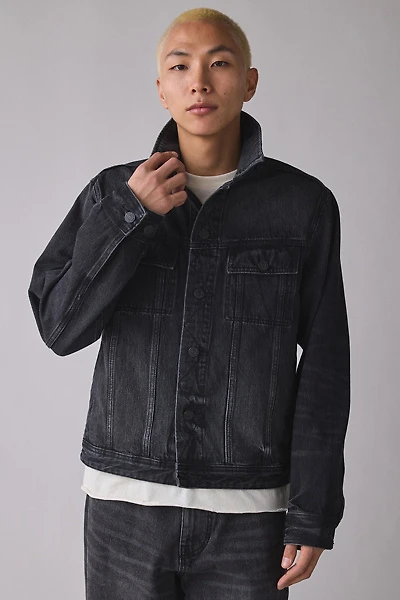 BDG Classic Denim Trucker Jacket