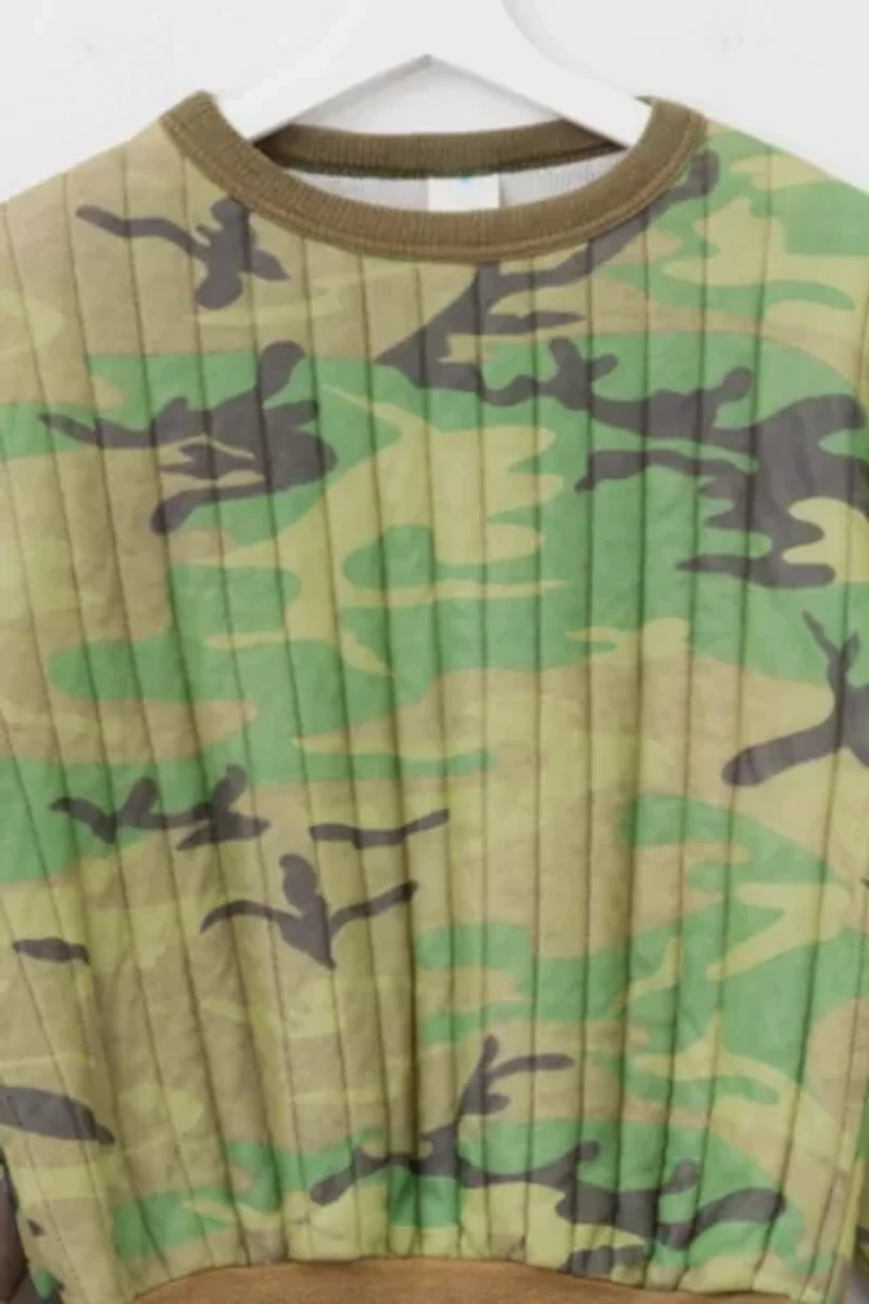 Vintage 1980s Distressed Camouflage Long Sleeve Insulated Thermal Sweatshirt