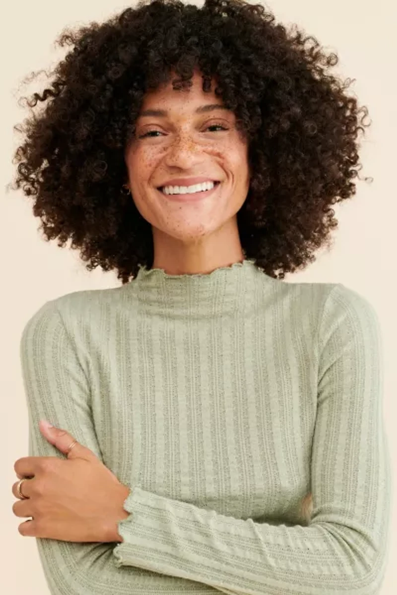 Dress Forum Lettuce Edge Long Sleeve Top