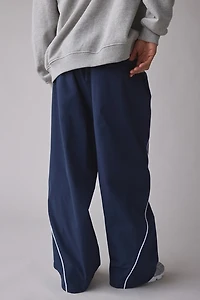 UO Retro Relaxed Wind Pant