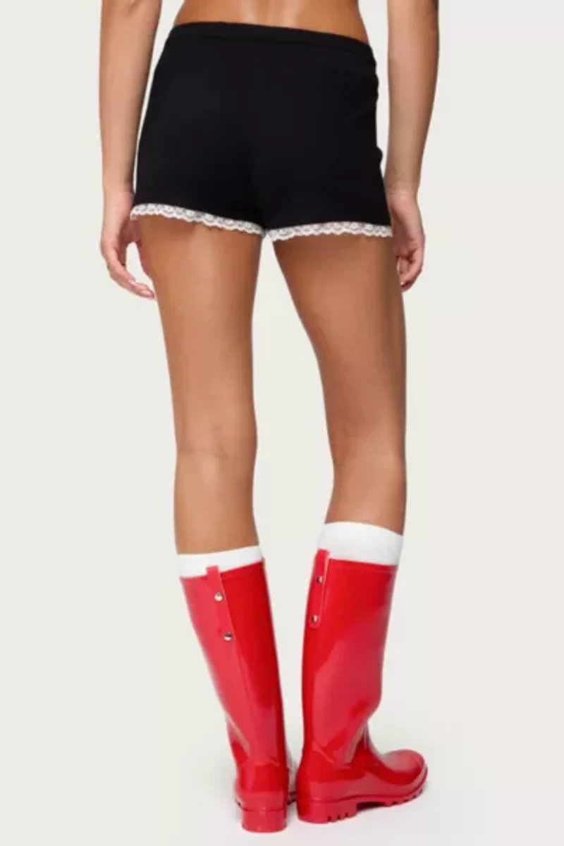 Edikted Sansa Lacey Knit Micro Shorts