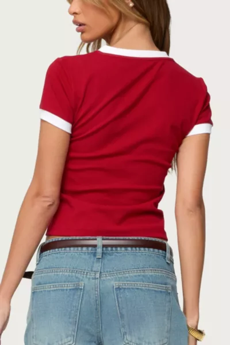 Edikted Santa Monica V Neck T Shirt