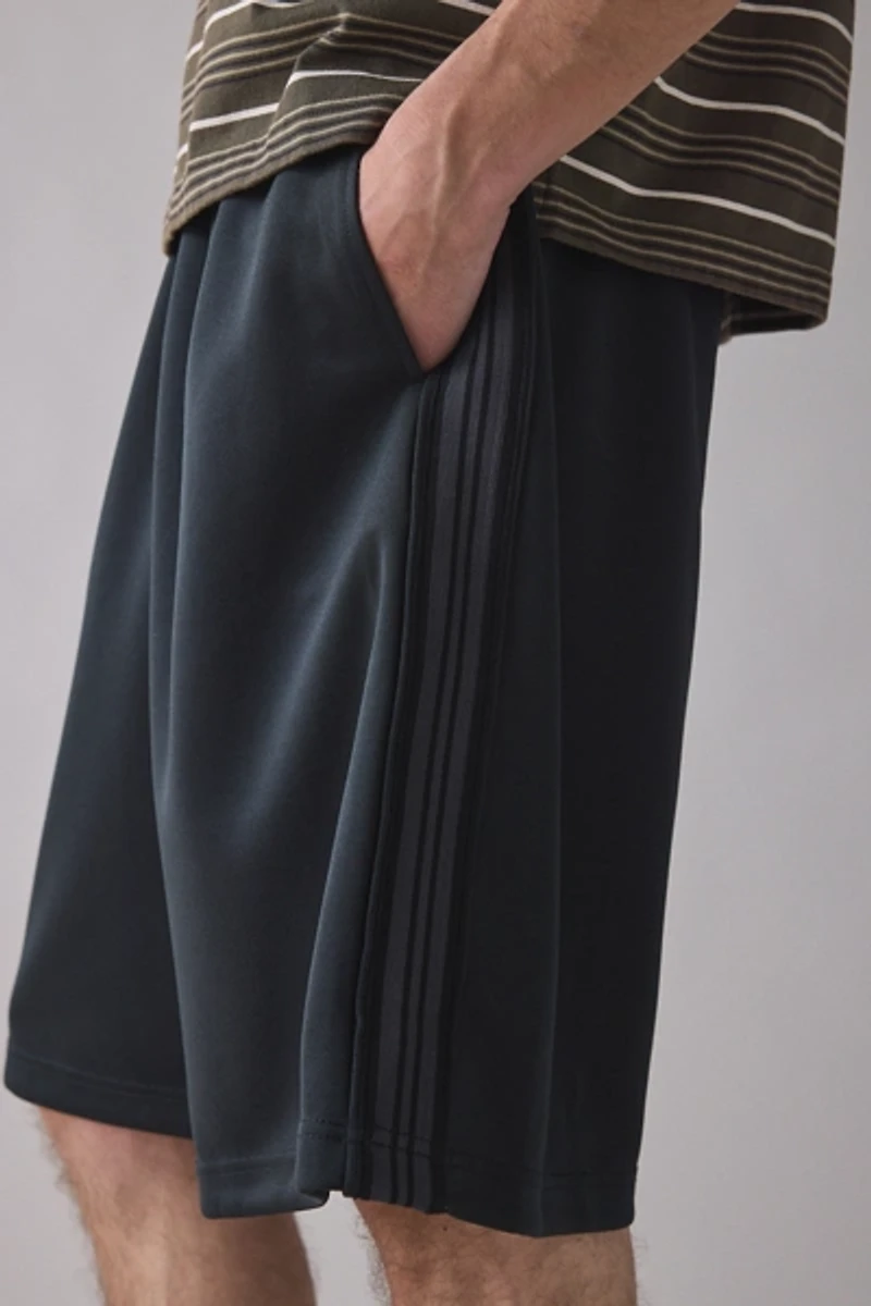 UO Retro Track Short