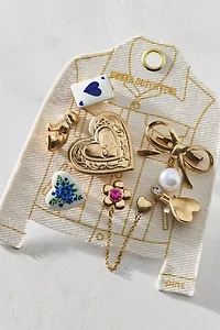 Taylor Metal Charm Pin Pack