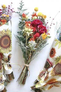 Roxanne’s Dried Flowers Sunflower Fields Bouquet