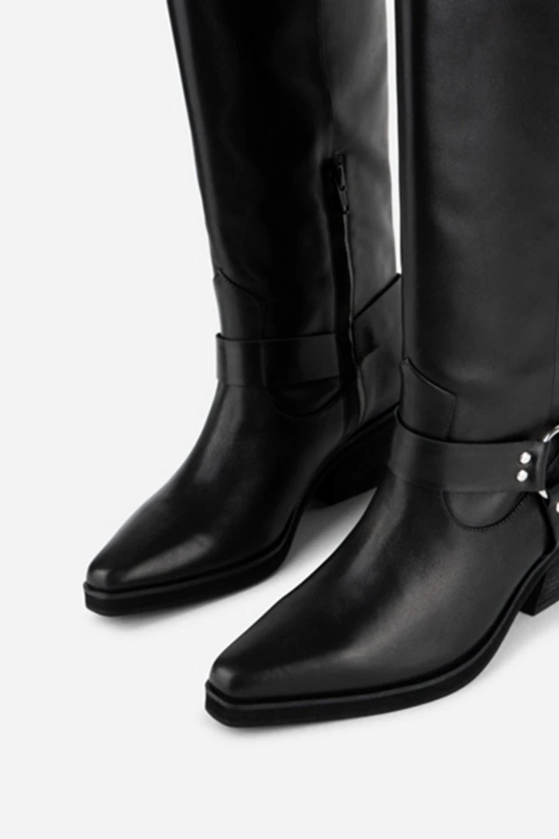 Intentionally Blank Josephine Boot