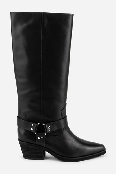 Intentionally Blank Josephine Boot