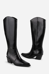 Intentionally Blank Halo Boot