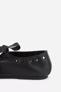 Intentionally Blank Peak Leather Ballet Flat