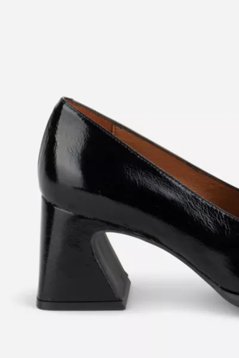 Intentionally Blank Mosa