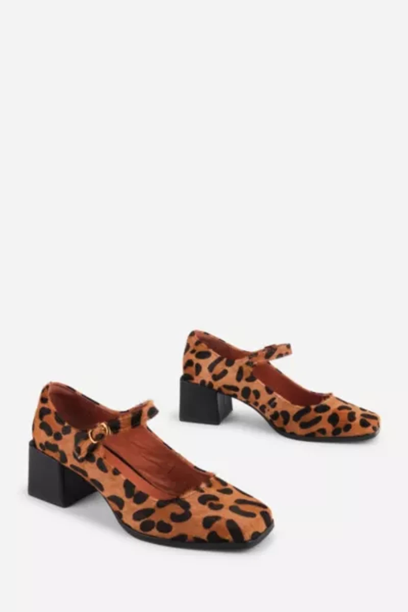 Intentionally Blank Christopher Cowhide Heel