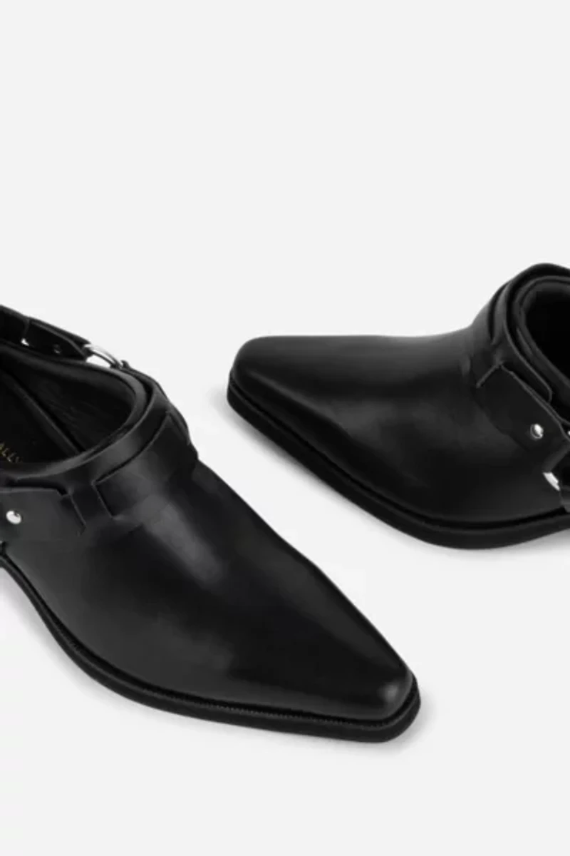 Intentionally Blank Friday Boots