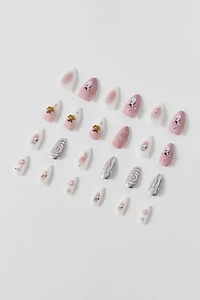 Never Have I Ever X Peanuts Snoopy Press-On Nail Set