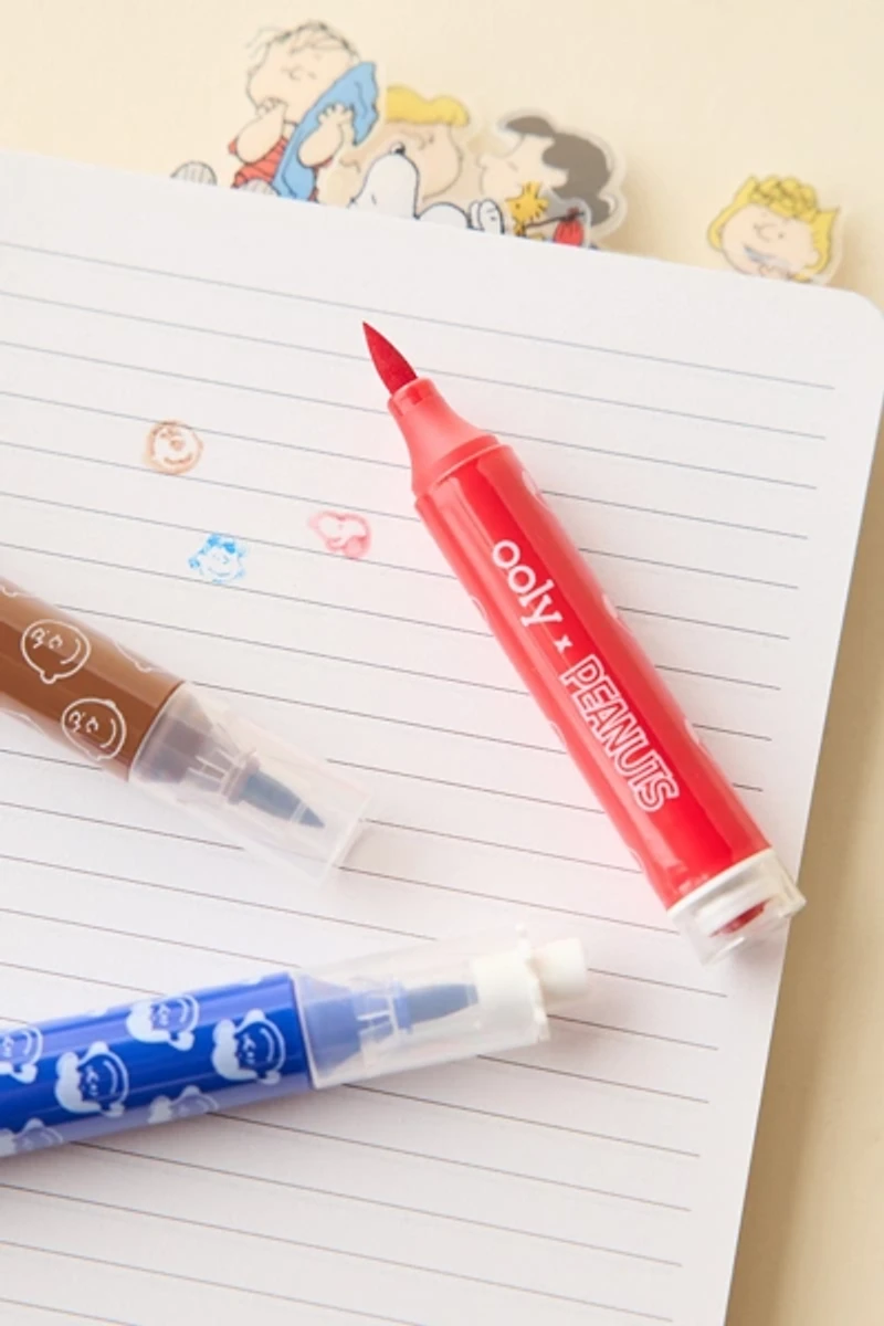 OOLY X Peanuts Double-Ended Brush & Stamp Marker Set