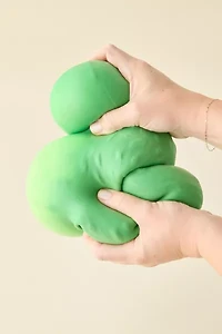 Easy Sqweezy Pickle Squishy