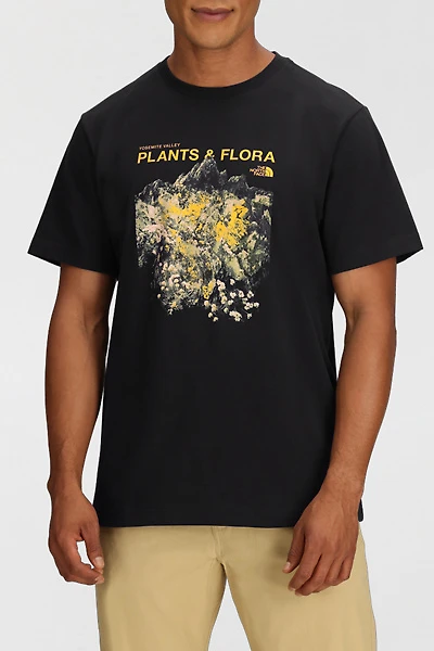 The North Face Boulder Breeze Graphic Tee